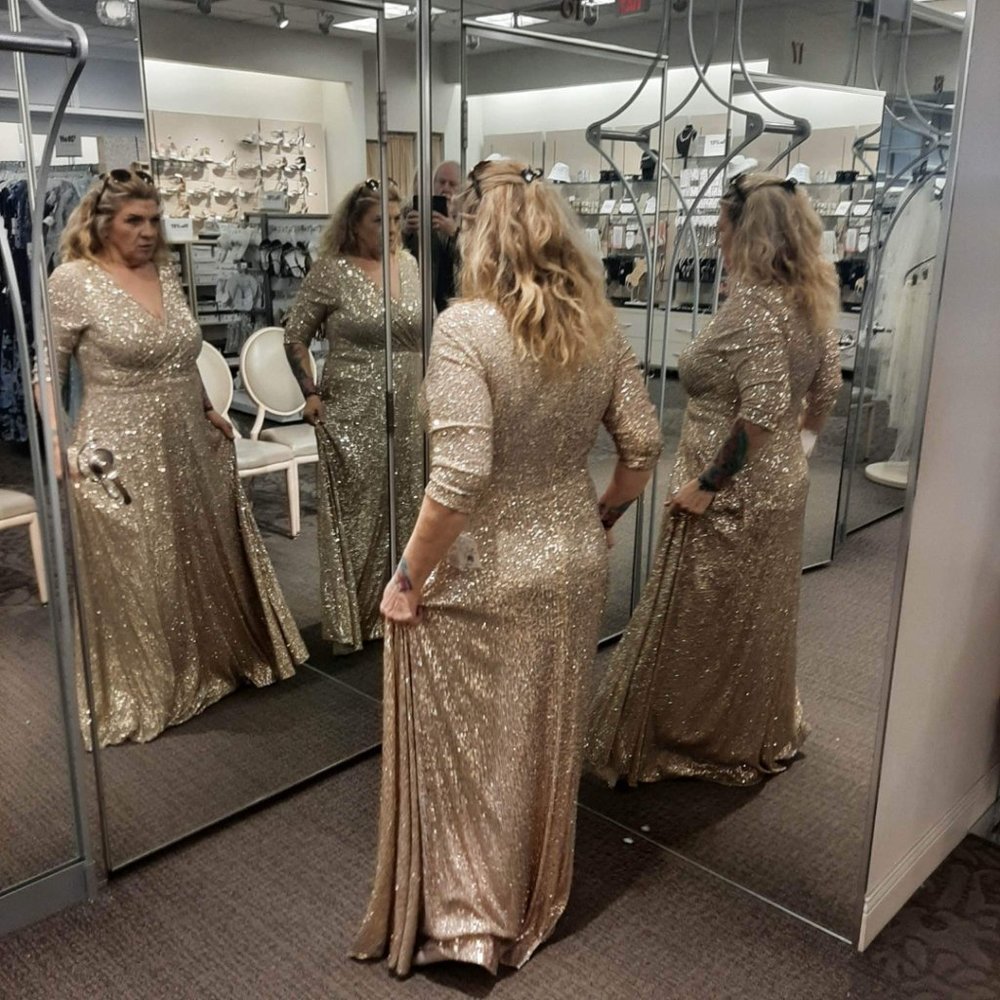 EXQUISITE GOLD SEQUIN DRESS, BRAND NEW!